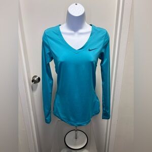 Nike Women's Teal Long Sleeve Tee Size S